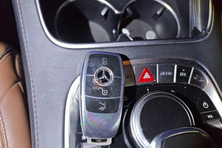 Used Mercedes-Benz Maybach S-Class 2018 S 450 4MATIC Vehicle Key