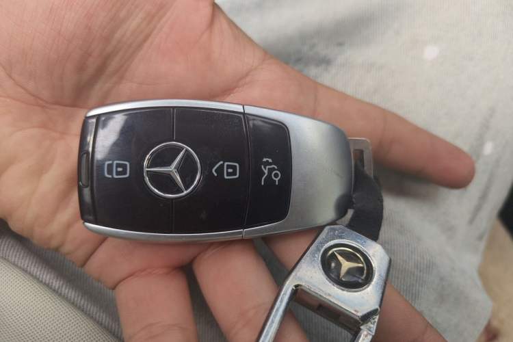 Used Mercedes-Benz Maybach S-Class 2018 S 450 4MATIC Vehicle Key