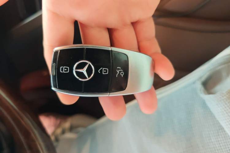 Used Mercedes-Benz Maybach S-Class 2018 S 450 4MATIC Vehicle Key