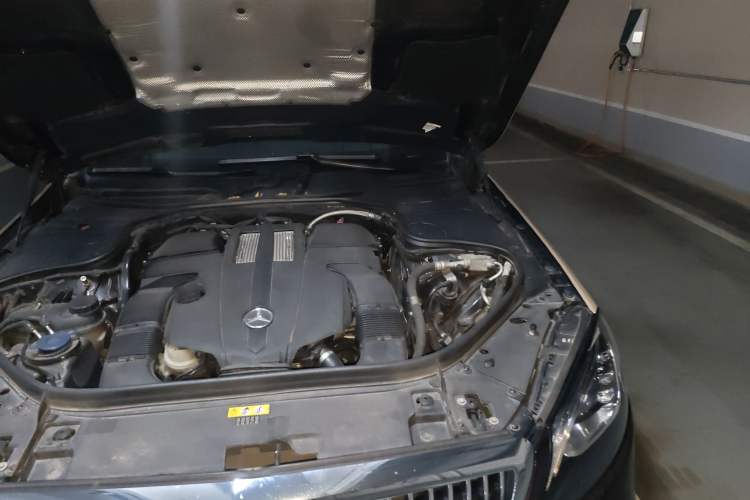 Used Mercedes-Benz Maybach S-Class 2018 S 450 4MATIC Engine Bay Left