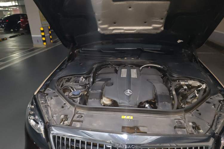 Used Mercedes-Benz Maybach S-Class 2018 S 450 4MATIC Engine Bay Right