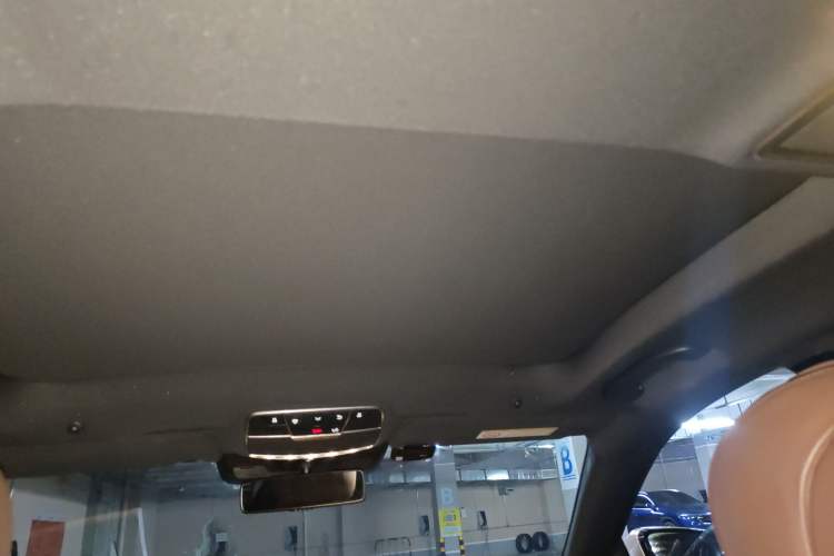 Used Mercedes-Benz Maybach S-Class 2018 S 450 4MATIC Headliner