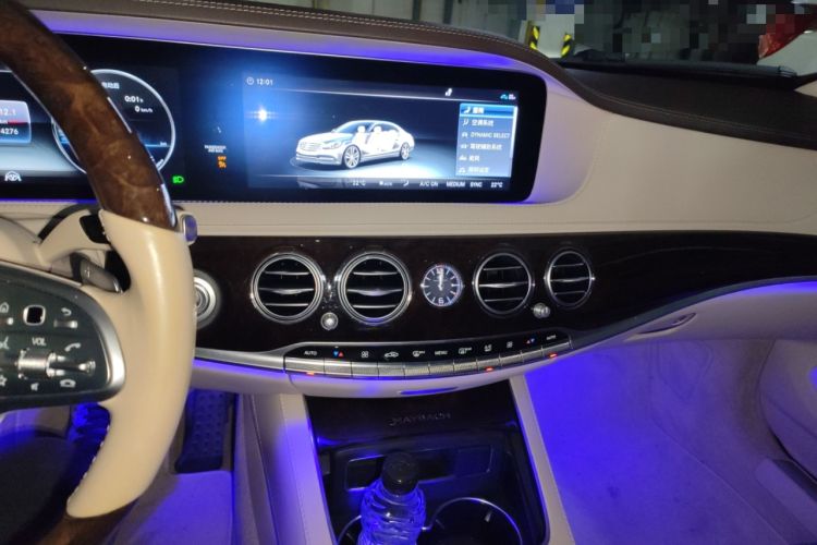 Used Mercedes-Benz Maybach S-Class 2018 S 450 4MATIC Audio And AC Panel