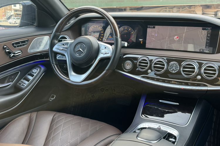 Used Mercedes-Benz Maybach S-Class 2019 Refresh S 450 4MATIC Audio And AC Panel