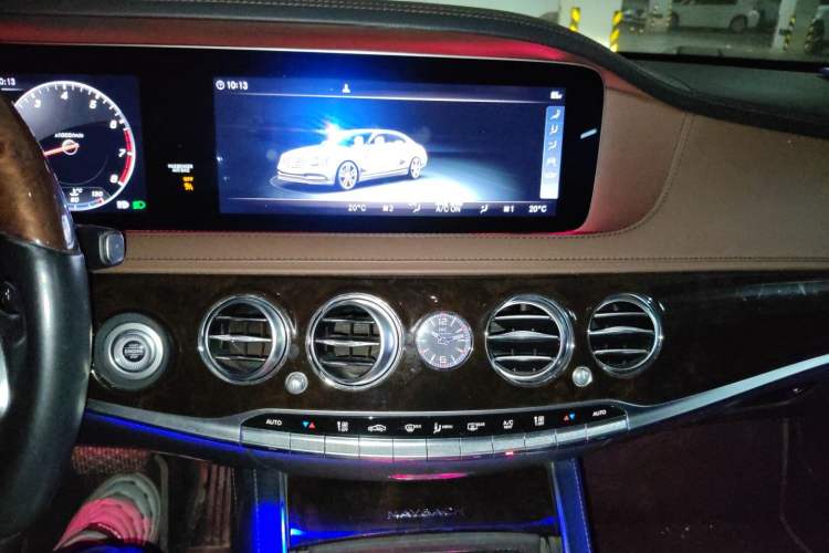 Used Mercedes-Benz Maybach S-Class 2019 S 450 4MATIC Audio And AC Panel