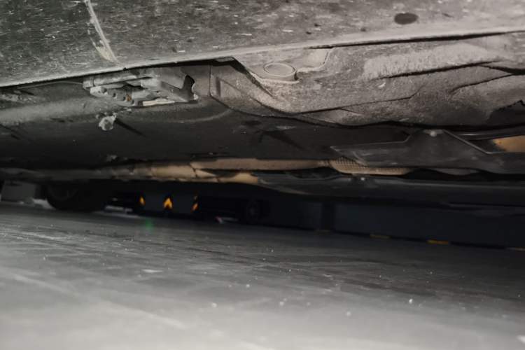 Used Mercedes-Benz Maybach S-Class 2019 S 450 4MATIC Chassis Front Right