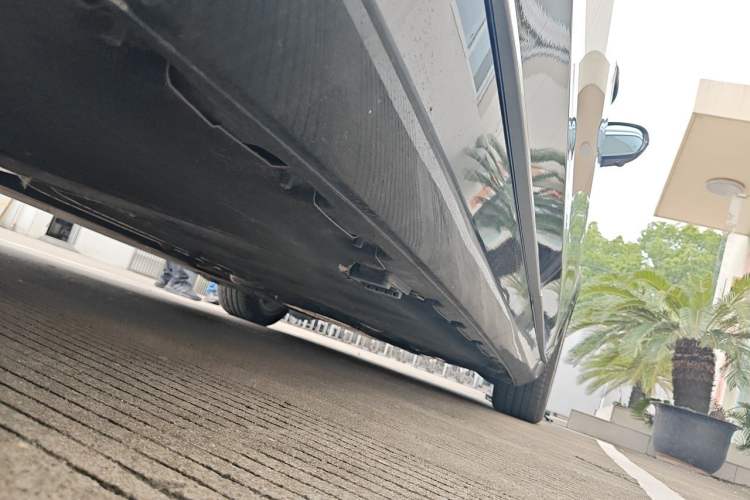Used Mercedes-Benz Maybach S-Class 2019 S 450 4MATIC Chassis Rear Right