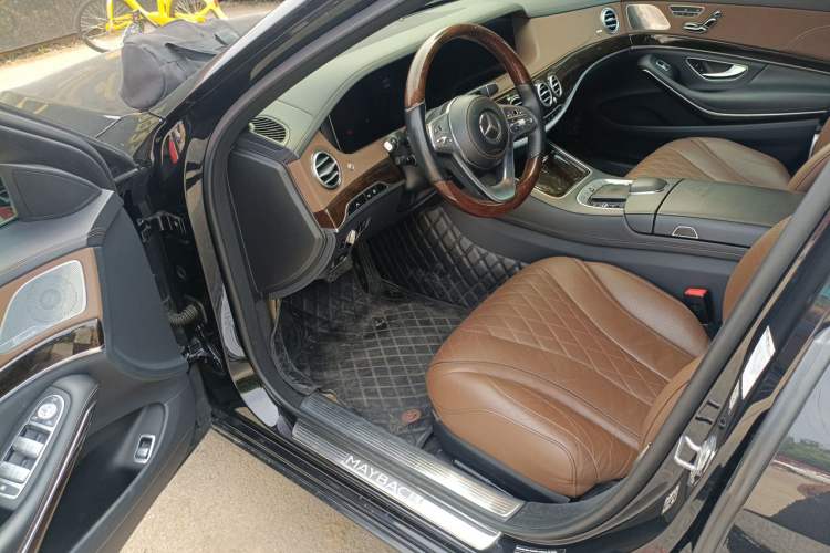 Used Mercedes-Benz Maybach S-Class 2019 S 450 4MATIC Driver Seat