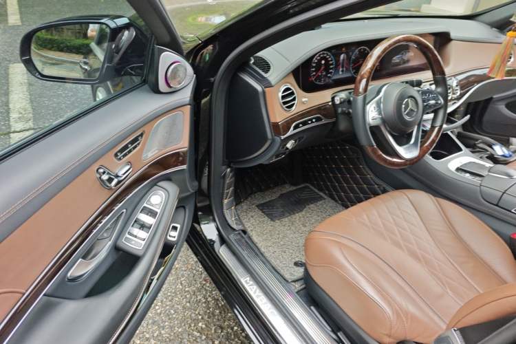 Used Mercedes-Benz Maybach S-Class 2019 S 450 4MATIC Driver Seat