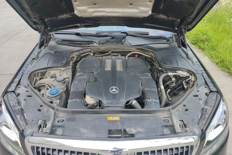 Used Mercedes-Benz Maybach S-Class 2019 S 450 4MATIC Engine Bay
