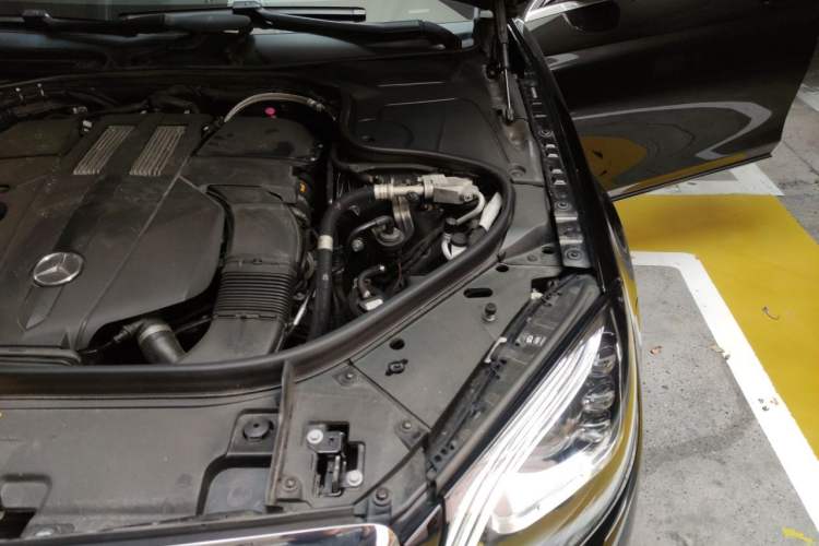 Used Mercedes-Benz Maybach S-Class 2019 S 450 4MATIC Engine Bay Left