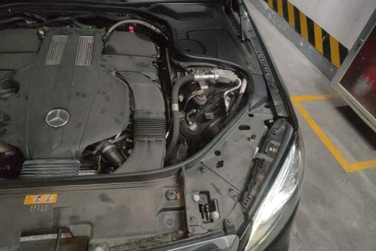 Used Mercedes-Benz Maybach S-Class 2019 S 450 4MATIC Engine Bay Left