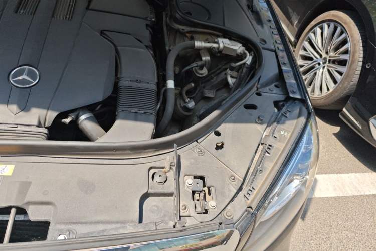 Used Mercedes-Benz Maybach S-Class 2019 Refresh S 450 4MATIC Engine Bay Left