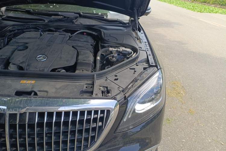 Used Mercedes-Benz Maybach S-Class 2019 S 450 4MATIC Engine Bay Left