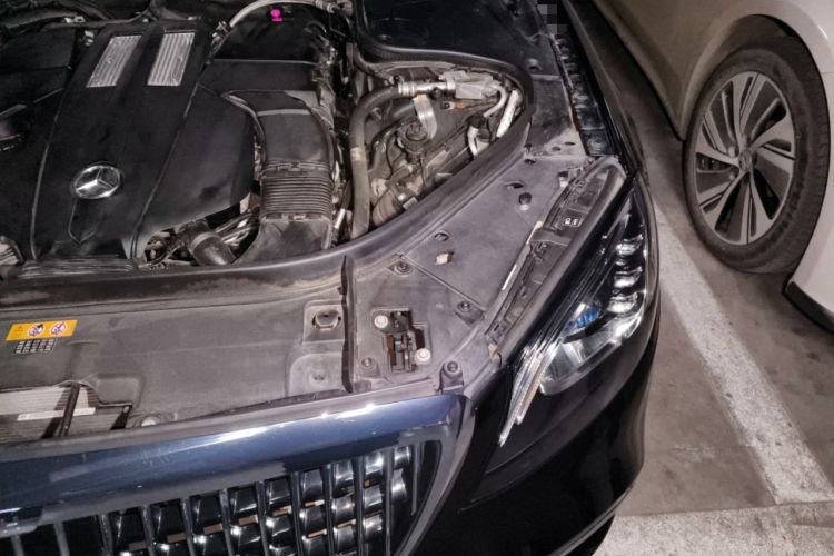 Used Mercedes-Benz Maybach S-Class 2019 S 450 4MATIC Engine Bay Left