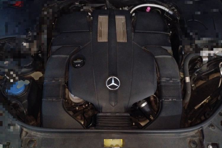 Used Mercedes-Benz Maybach S-Class 2019 S 450 4MATIC Engine Bay
