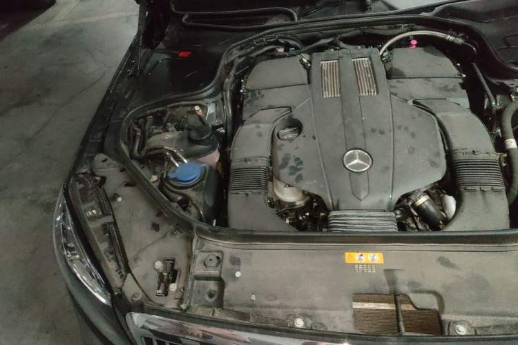Used Mercedes-Benz Maybach S-Class 2019 S 450 4MATIC Engine Bay Right