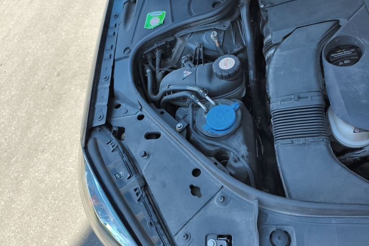 Used Mercedes-Benz Maybach S-Class 2019 S 450 4MATIC Engine Bay Right