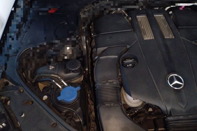 Used Mercedes-Benz Maybach S-Class 2019 S 450 4MATIC Engine Bay Right