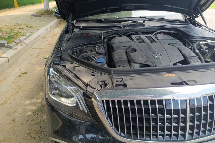 Used Mercedes-Benz Maybach S-Class 2019 S 450 4MATIC Engine Bay Right