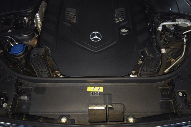 Used Mercedes-Benz Maybach S-Class 2019 S 560 4MATIC Engine Bay