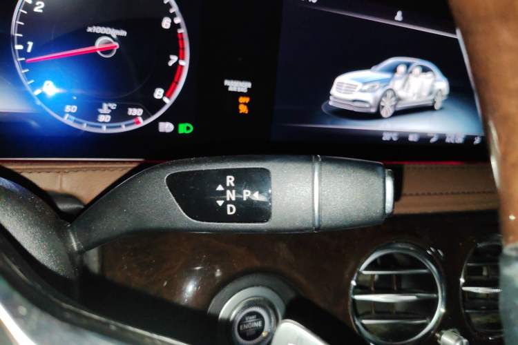 Used Mercedes-Benz Maybach S-Class 2019 S 450 4MATIC Gear Lever