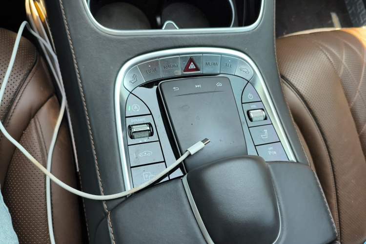 Used Mercedes-Benz Maybach S-Class 2019 S 450 4MATIC Gear Lever