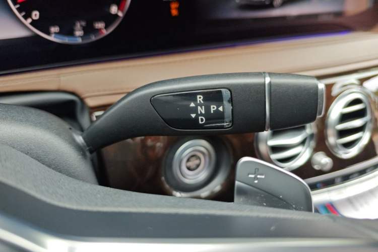 Used Mercedes-Benz Maybach S-Class 2019 S 450 4MATIC Gear Lever