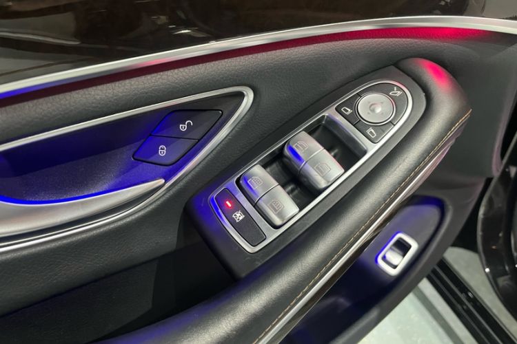 Used Mercedes-Benz Maybach S-Class 2019 S 450 4MATIC Interior 1