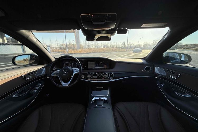 Used Mercedes-Benz Maybach S-Class 2019 S 450 4MATIC Interior 1