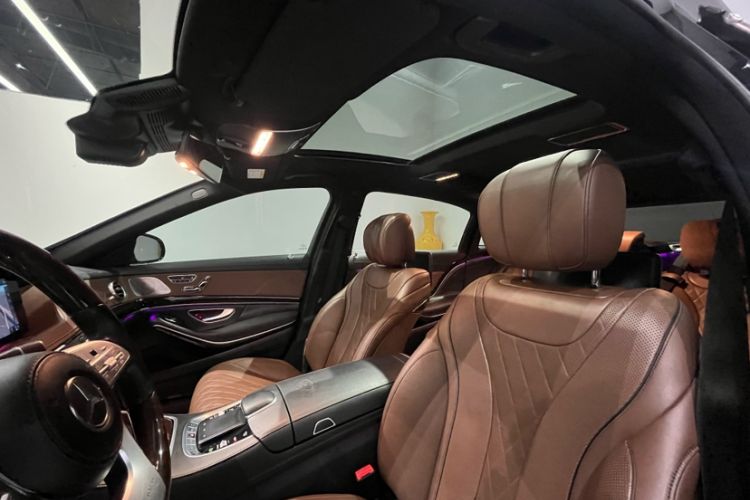 Used Mercedes-Benz Maybach S-Class 2019 S 450 4MATIC Interior 10