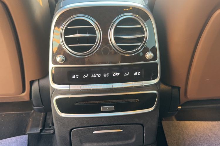 Used Mercedes-Benz Maybach S-Class 2019 S 450 4MATIC Interior 4