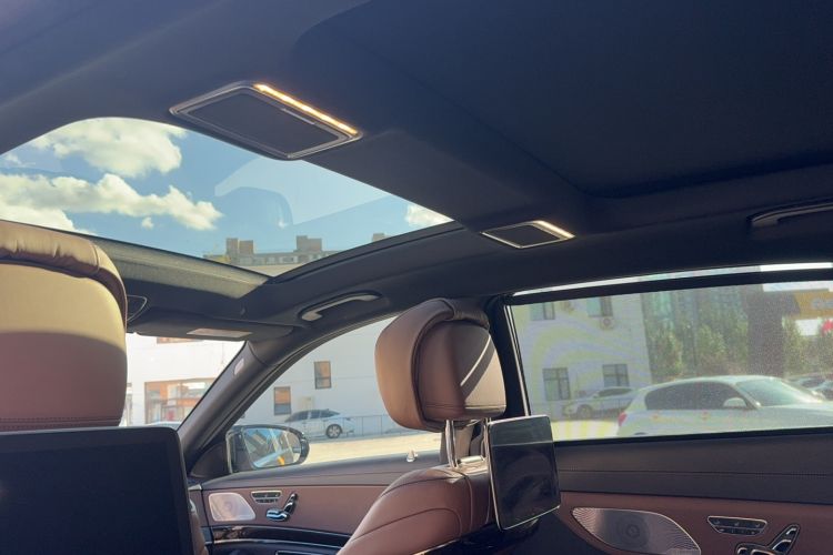Used Mercedes-Benz Maybach S-Class 2019 S 450 4MATIC Interior 7