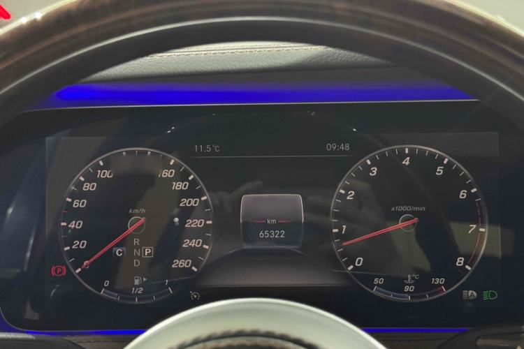 Used Mercedes-Benz Maybach S-Class 2019 S 450 4MATIC Interior 8