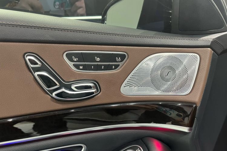 Used Mercedes-Benz Maybach S-Class 2019 S 450 4MATIC Interior 8