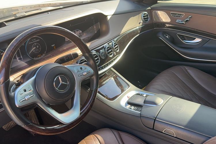 Used Mercedes-Benz Maybach S-Class 2019 S 450 4MATIC Interior 9