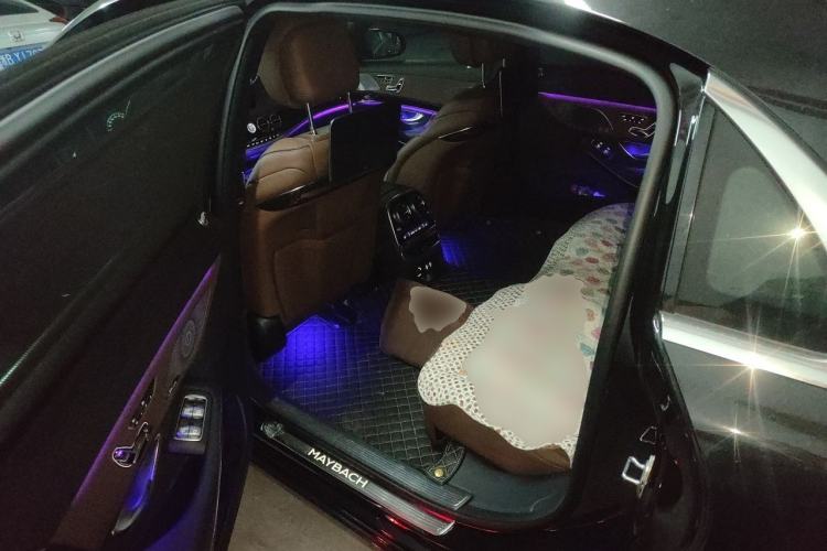Used Mercedes-Benz Maybach S-Class 2019 S 450 4MATIC Left Rear Seat