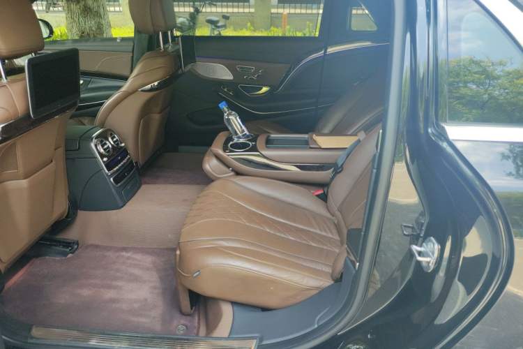 Used Mercedes-Benz Maybach S-Class 2019 S 450 4MATIC Left Rear Seat