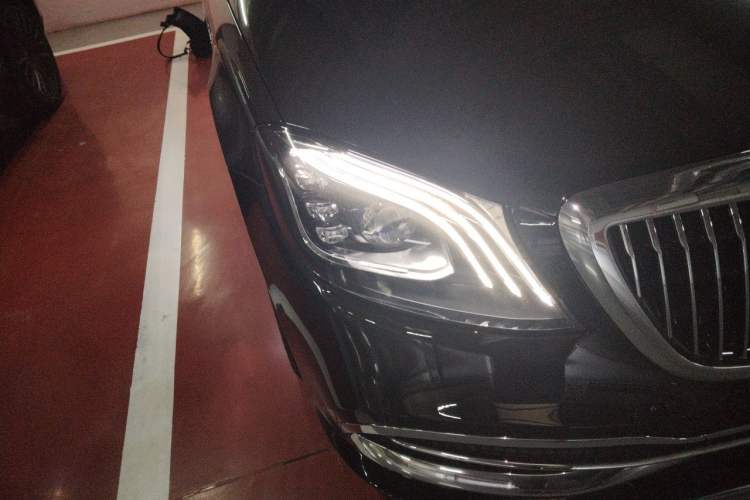Used Mercedes-Benz Maybach S-Class 2019 S 450 4MATIC Right Front Headlight