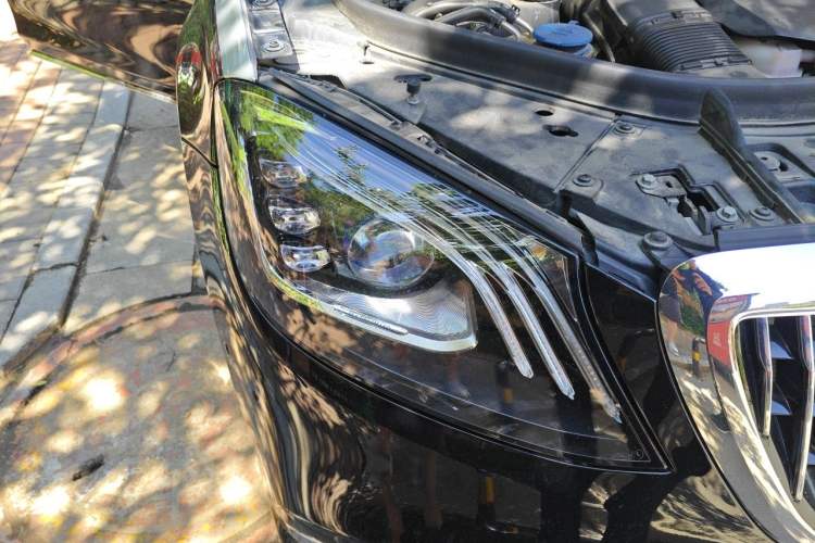 Used Mercedes-Benz Maybach S-Class 2019 S 450 4MATIC Right Front Headlight