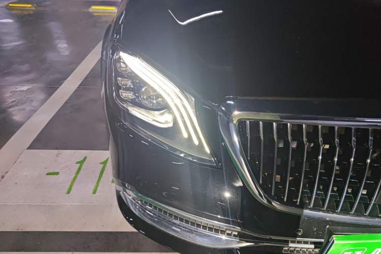 Used Mercedes-Benz Maybach S-Class 2019 S 560 4MATIC Right Front Headlight