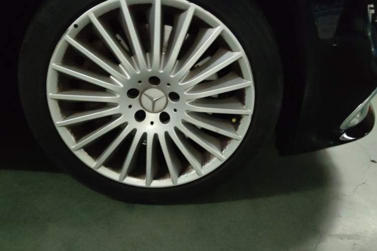 Used Mercedes-Benz Maybach S-Class 2019 Refresh S 450 4MATIC Right Front Wheel Hub