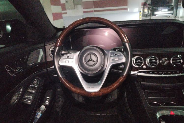 Used Mercedes-Benz Maybach S-Class 2019 S 450 4MATIC Steering Wheel