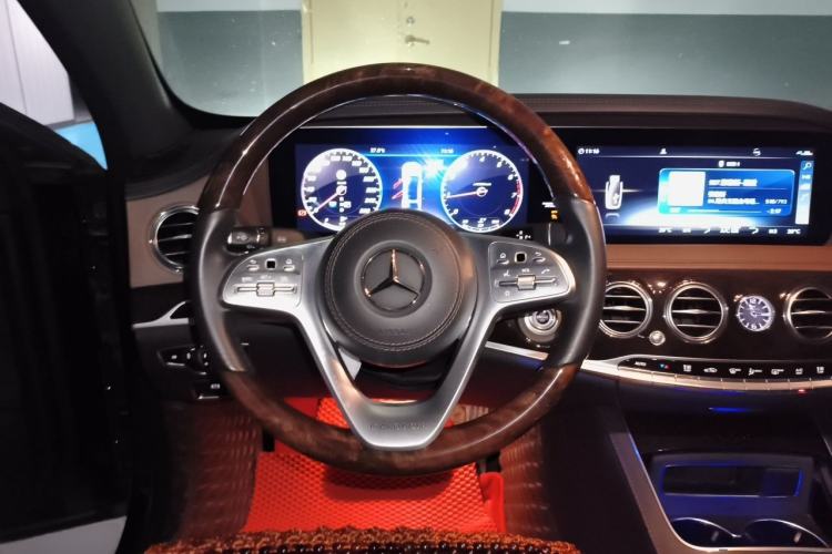 Used Mercedes-Benz Maybach S-Class 2019 S 450 4MATIC Steering Wheel