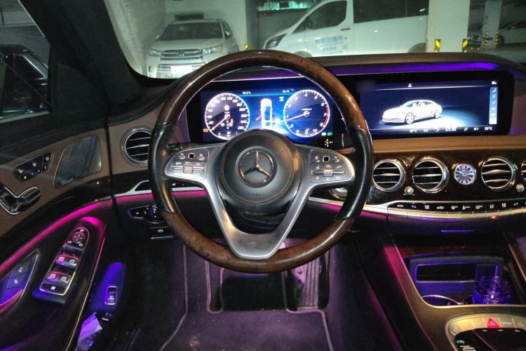 Used Mercedes-Benz Maybach S-Class 2019 S 450 4MATIC Steering Wheel