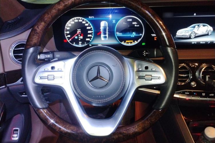 Used Mercedes-Benz Maybach S-Class 2019 Refresh S 450 4MATIC Steering Wheel