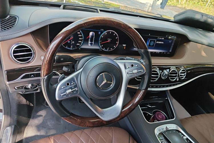Used Mercedes-Benz Maybach S-Class 2019 S 450 4MATIC Steering Wheel