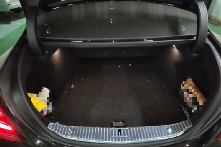 Used Mercedes-Benz Maybach S-Class 2019 S 560 4MATIC Trunk