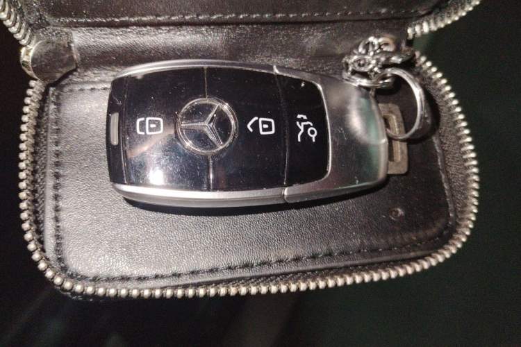 Used Mercedes-Benz Maybach S-Class 2019 S 450 4MATIC Vehicle Key