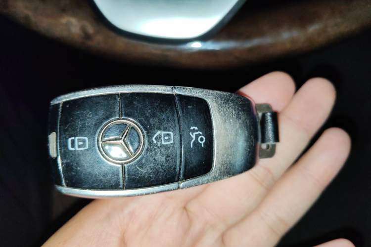 Used Mercedes-Benz Maybach S-Class 2019 S 450 4MATIC Vehicle Key